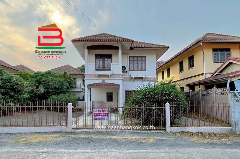 - บ้านเดี่ยว หมู่บ้านพรธิสาร 8 (ใกล้โลตัสไทรน้อย) เนื้อที่ 80 ตรว. ตำบลคลองเจ็ด อำเภอคลองหลวง จังหวัดปทุมธานี