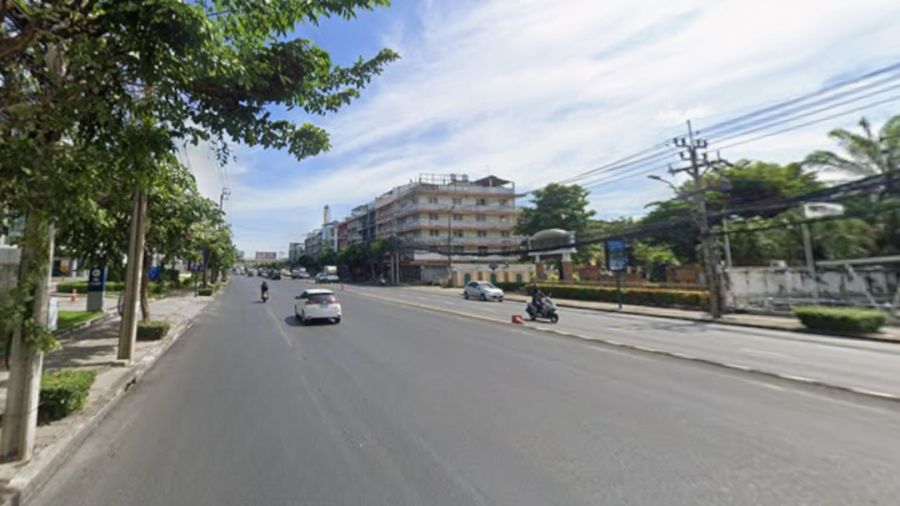 - ขายที่ดิน 11 ไร่ ติดถนนรามคำแหง ใกล้MRTเดินทางสะดวก ทำบ้านแพง โฮมออฟฟฟิศได้