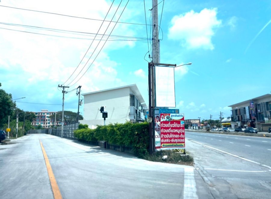 - ขายที่ดินถมแล้ว 2-2-48 ไร่ ถนนบูรพาพัฒน์ บ้านฉาง ระยอง ใกล้ถนนสุขุมวิท ใกล้โลตัสบ้านฉาง