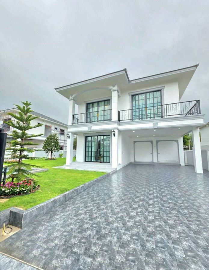 - บ้านใหม่พร้อมอยู่ ซอยซากนอก 19 ห้วยใหญ่ บางละมุง ทำเลเงียบสงบ