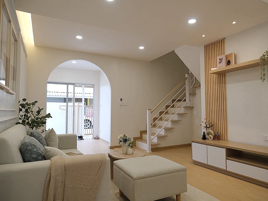 - บ้านสวยหลังมุม พฤกษา 75 เพชรเกษม จอดรถ 3 คัน รีโนเวทใหม่ ขายเพียง 2.49 ล้าน