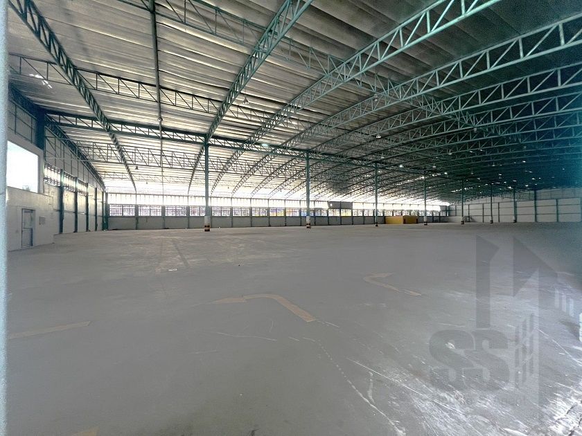 - ให้เช่าโกดังบางพลี สมุทรปราการ ที่ดิน 27,735 ตรม. บนที่ดิน 17ไร่ พื้นที่ก่อสร้าง : ประมาณ 20,000 ตรม.