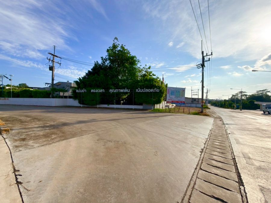 - เช่า/ขาย ที่ดินถนนหลังวัดมาบตาพุด (ซอยลุงอ๋อง ตรงข้ามตลาดนิวนอมอล) เมืองระยอง