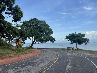 - ขายที่ดินสวย ทำเลดี ติดทะเล ติดภูเขา 11 ไร่ ปากน้ำ ชุมพร