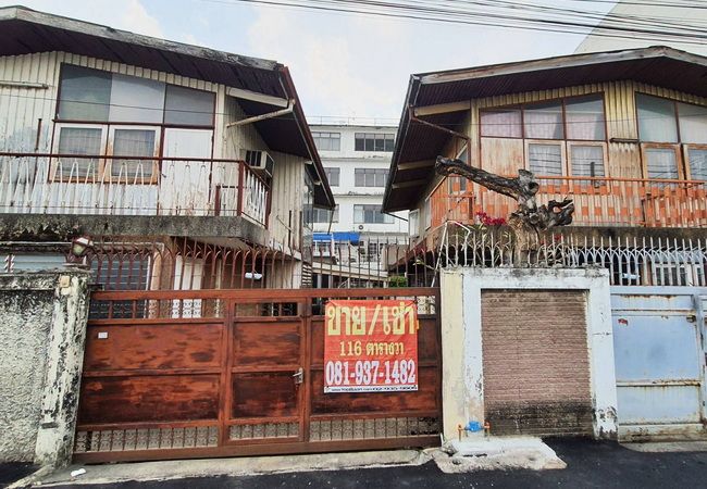 - ขายและให้เช่าบ้าน ซอยจรัญสนิทวงศ์ 50/1 ถนนจรัญสนิทวงศ์ เขตบางพลัด กรุงเทพมหานคร