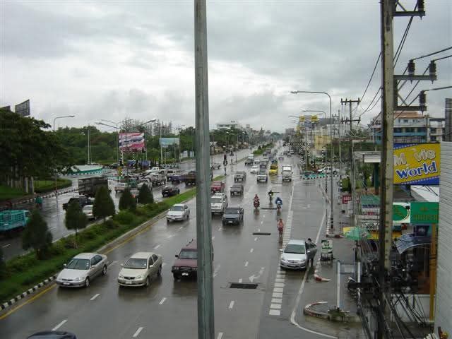 - ขายที่ดินแถวแยกแม่คาวห่างถนนหลักเพียง 80 เมตร พร้อมโอน