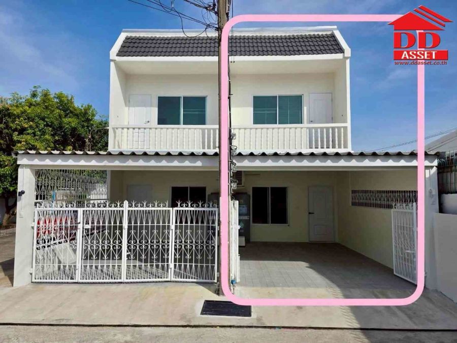 - ขาย / ให้เช่า ทาวน์เฮ้าส์ 2 ชั้น โชคชัย 4 ซอย 38