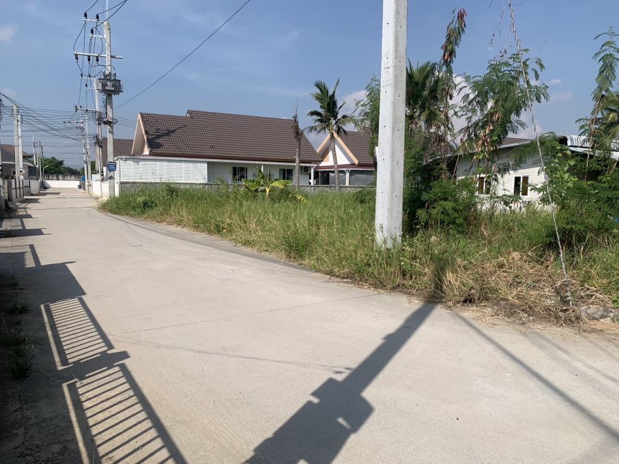 - ขายที่ดินตำบลสันผักหวานหางดงทำเลดีโฉนดพร้อมโอน