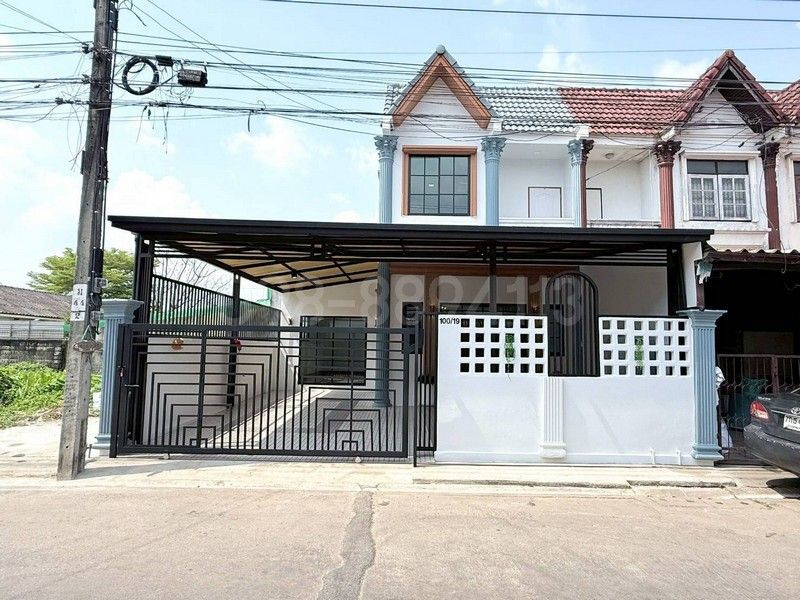 - ขายทาวน์เฮ้าส์ 2 ชั้น ม.เหมชาติ ซ.เลียบวารี 59 ถ.เลียบวารี หลังหัวมุม เนื้อที่ 32 ตรว 3นอน 2น้ำ