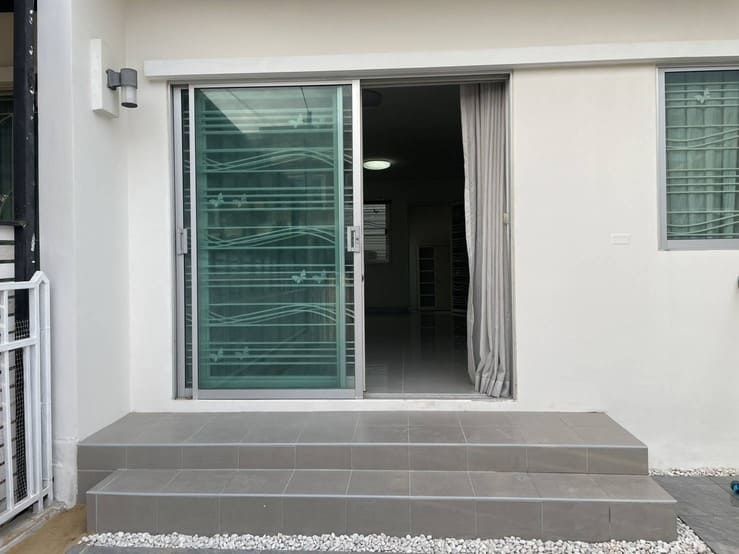 - ทาวน์โฮม 2 ชั้น 24.6 ตร.วา โครงการศุภาลัย เบลล่า วงแหวนปิ่นเกล้า-พระราม 5 อำเภอบางกรวย