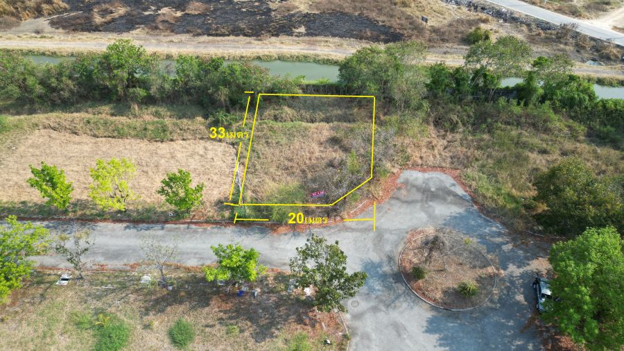 - ขายที่ดินหมู่บ้านวิจิตราธานี บางนา-ตราด กม36 ขายต่ำกว่าราคาประเมินทางราชการ