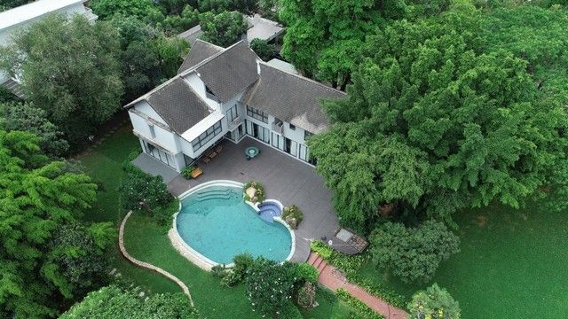 - ขายบ้านหรู เซวาโอม พร้อมที่ดิน 3-0-64 ไร่ ติดริมน้ำ บรรยากาศส่วนตัวที่สุดในย่านปากเกร็ด