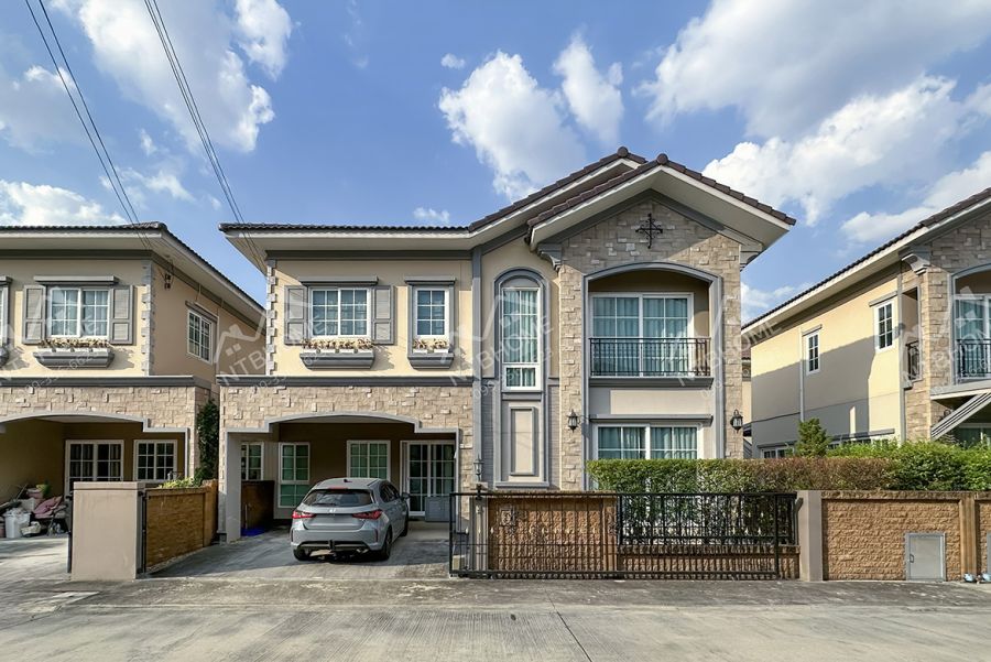 - โกลเด้น นีโอ งามวงศ์วาน-ประชาชื่น สภาพดีพร้อมอยู่ ใกล้รถไฟฟ้า