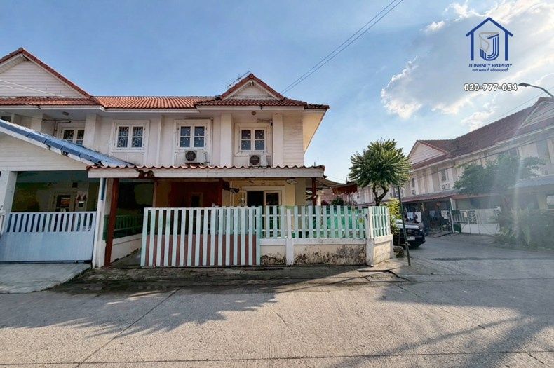 - ขายทาวน์เฮ้าส์ 2 ชั้น หมู่บ้านพฤกษา 28/1 ถนนแพรกษา 14 หลังมุม ใกล้นิคมบางปู