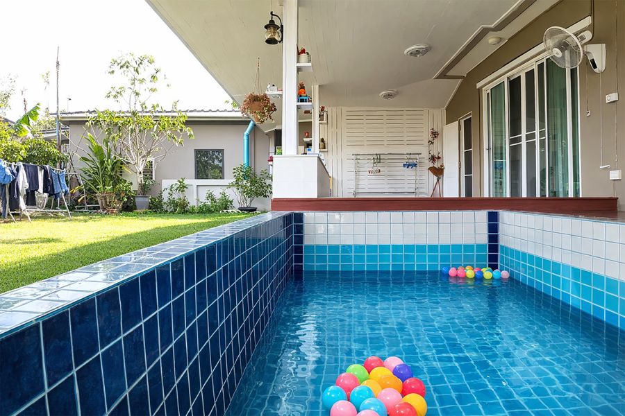 - ขายบ้านเดี่ยว 2 ชั้น บ้านบึง ชลบุรี หมู่บ้านบูรพาเมาท์เท่น หลังมุม มีสระว่ายน้ำส่วนตัว