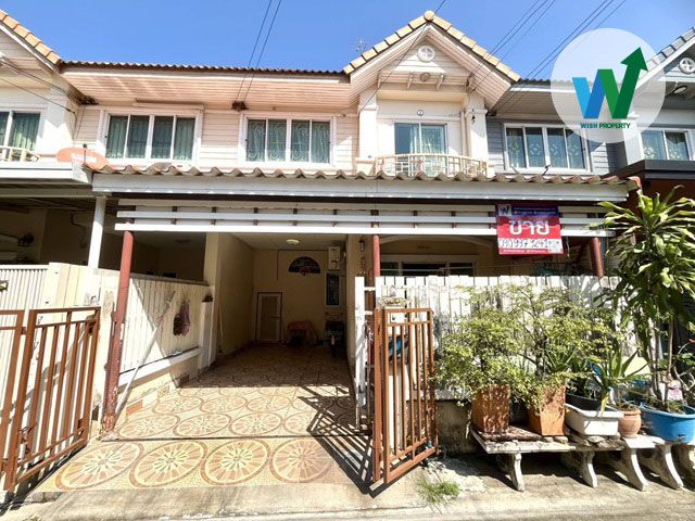 - ทาวน์เฮ้าส์ 2 ชั้น ทำเลดี ราคาถูก ขนาด 21 ตร.ว. หมู่บ้านเปี่ยมสุข พระนั่งเกล้า