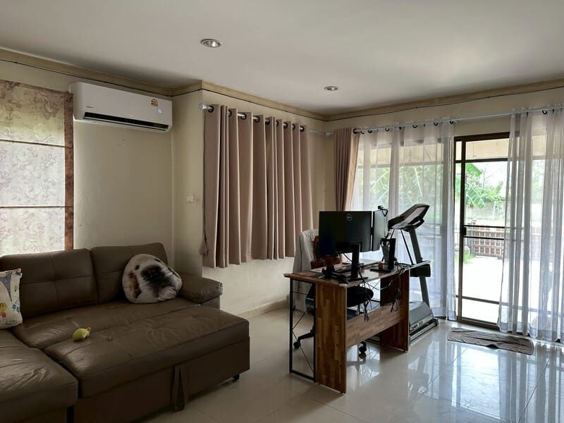 - ขายบ้านเดียว หมู่บ้าน คันทรีโฮม 3 ถนน ศรีราชา-หนองยายบู่ ตำบล สุรศักดิ์ ศรีราชา