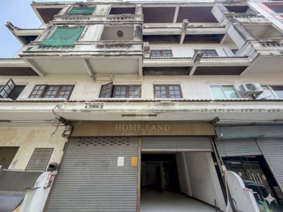 - อาคารพาณิชย์ 4 ชั้น ซอย แจ้งวัฒนะ 13 หลักสี่