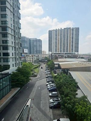 - ขาย คอนโด เดอะเบส แจ้งวัฒนะ วิวสระ ห้องมุม 2 ห้องนอน ราคาลดพิเศษ เพียง 2.XXล้าน ใกล้รถไฟฟ้าเมืองทองธานี