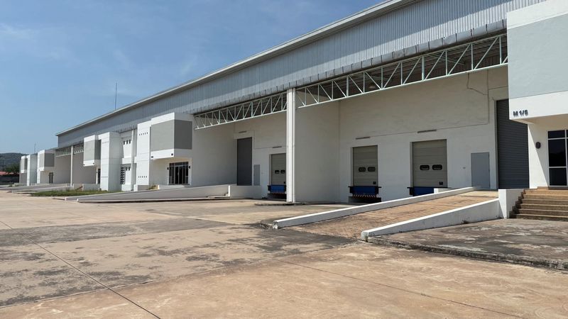 - คลังสินค้าให้เช่า ศรีราชา ระบบไฟ-น้ำพร้อม ใช้งานได้ทันที