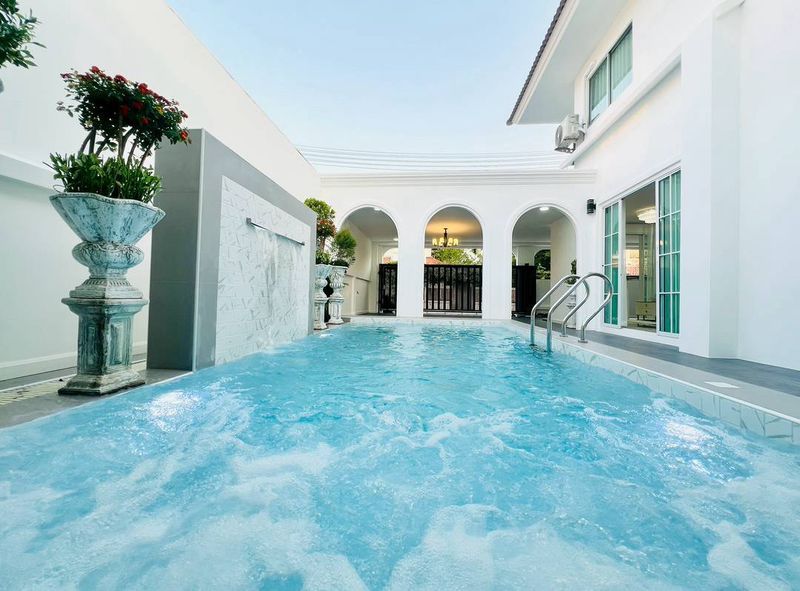 - ขายบ้านเดี่ยวทำเลดี หมู่บ้านแฮปปี้แพลช พัทยา พร้อมเข้าอยู่