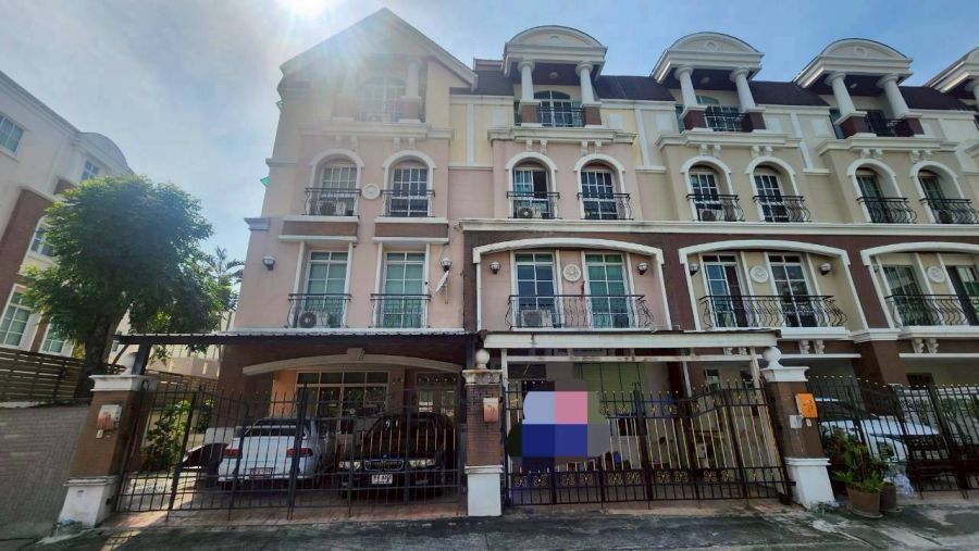 - ทาวน์โฮม 4 ชั้น หมู่บ้านอรุณพัฒน์ สาธุประดิษฐ์-พระราม 3