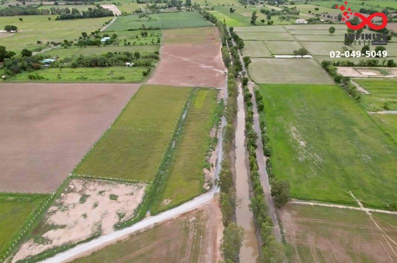 - ขายที่ดิน 400 ตารางวา อำเภอหนองหญ้าไซ สุพรรณบุรี