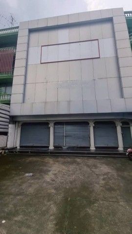 - ให้เช่าอาคารสำนักงาน3 คูหา 4.5ชั้น ใกล้ BTS ตลาดพลูเพียง 500 ม.และใกล้ เดอะมอลล์ท่าพระ เพียง500 ม. ถนนรัชดาพิเษก แขวงตลาดพลู เขตธนบุรี