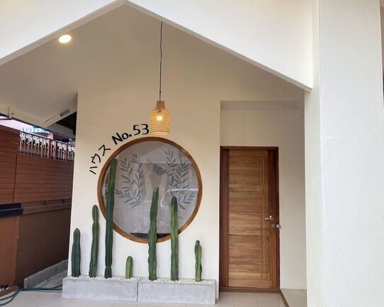 - บ้านเช่าสันติธรรม ถนนเทวัญ บ้านหน้ากว้าง อำเภอเมืองเชียงใหม่ ค่าเช่า 25,000/เดือน