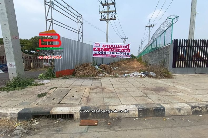 - ที่ดินเปล่า เนื้อที่ 4 ไร่ ใกล้ปั้มปตท. ม.12 คูบางหลวง ถนนราชพฤกษ์ ตำบลคูบางหลวง อำเภอลาดหลุมแก้ว จังหวัดปทุมธานี