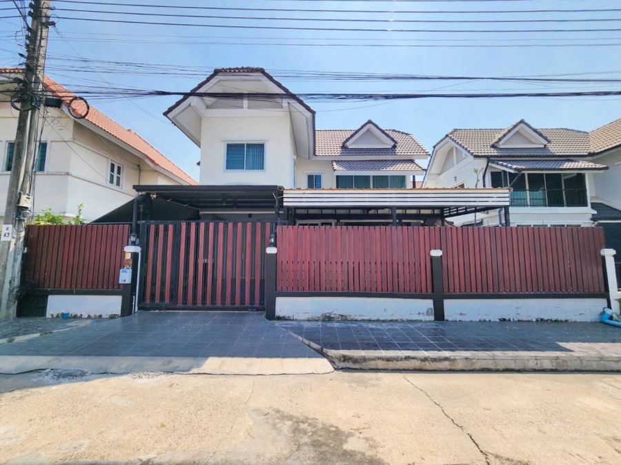 - บ้านเดี่ยวพร้อมอยู่ กู้ปิดหนี้ หรือ ผ่อนตรงได้