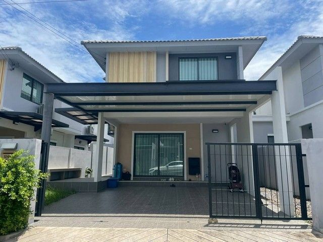- ให้เช่าบ้านเดี่ยว 2 ชั้น ขนาด 38 ตรว พร้อมเฟอร์ ใกล้อ่างเก็บน้ำบางพระ อากาศดี บางพระ ศรีราชา ชลบุรี