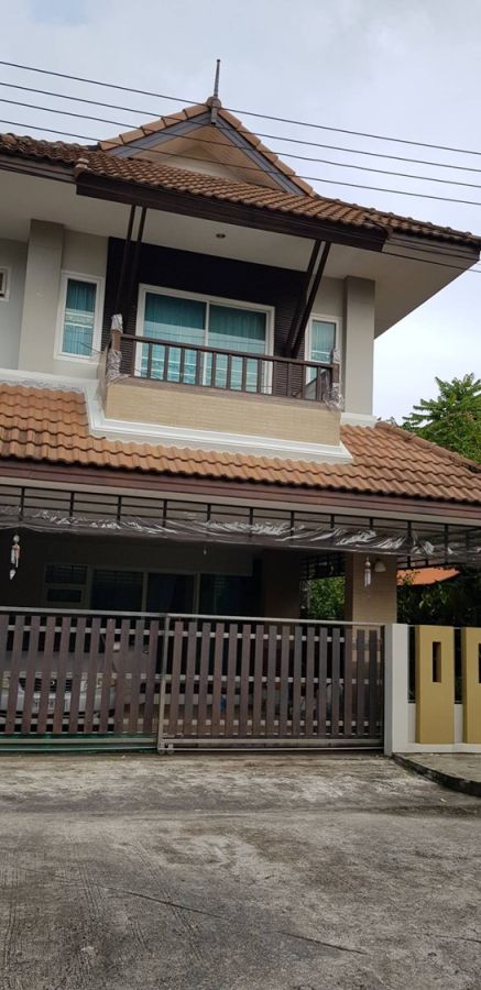 - ขายบ้านแฝด ราคาถูกกว่าราคาตลาดมาก หมดแล้วหมดเลย