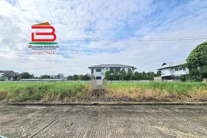 - ที่ดินเปล่า หมู่บ้านกฤษดานคร 19 เนื้อที่ 200 ตร.ว (ซอยทิชาชล 4/6) ตำบลคลองหนึ่ง อำเภอคลองหลวง ปทุมธานี