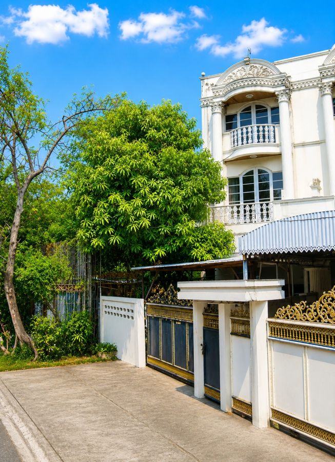 - ขายทาวน์เฮาส์ 3 ชั้น พระราม 6 ใกล้ทางด่วนศรีรัช ทำเลหายากย่านอารีย์ สะพานควาย