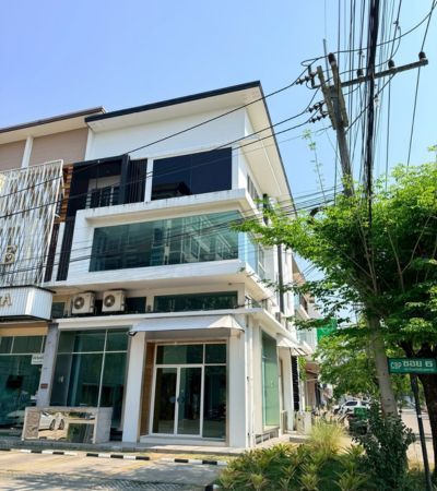 - อาคารพาณิชย์ ในโครงการ CBP ห้องมุม หน้ากว้างพิเศษ ปรับแต่งได้ตามธุรกิจ ใกล้สถานกงสุลสหรัฐฯ และ Central Festival