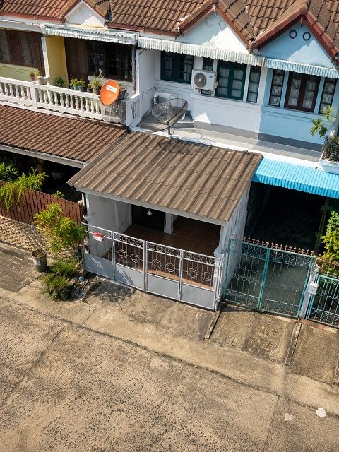 - ใกล้รร.ราชบำรุงวินิชบางพลี 1.5 กม. MRTศรีเทพา 1.7กม.โลตัส ศรีนครินทร์ 500 ม. ทาวน์เฮ้าส์ 2ชั้น 2นอน 2น้ำ 18ตร.ว.150 ตร.ม.