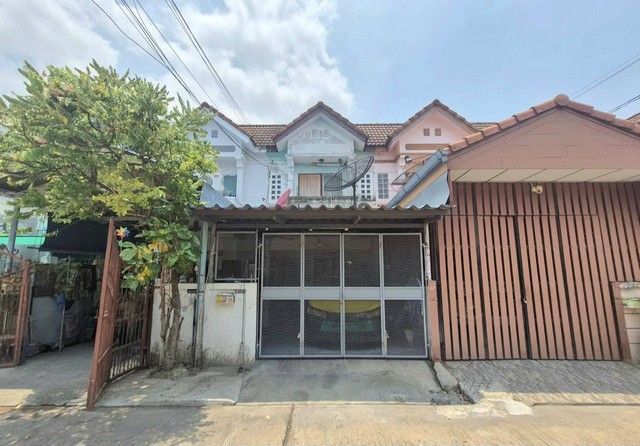 - หมู่บ้านสุขสันต์ 9 ทาวน์โฮม 2 ชั้น ซอยเพชรเกษม 110 หนองแขม ราคาพิเศษ แหล่งชุมชน เปิดกว้างสำหรับเจรจา พร้อมพิจารณาทุกข้อเสนอ