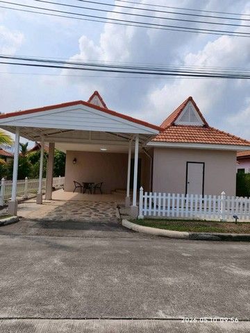 - ขายและให้เช่าบ้านเดี่ยวชั้นเดียวใกล้บางแสน มบ.เม้าเท่นวิวบางแสน ขนาด 86ตรว 3นอน เนื้อที่เยอะ มีเฟอร์ ใกล้เขาสามมุข ชลบุรี
