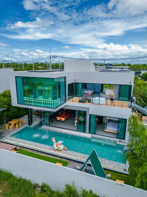 - ขาย/ให้เช่า บ้าน Pool Villa หัวหิน 100 ตรว. ขนาด 4 ห้องนอน 4 ห้องน้ำ วิวภูเขา ห่างทะเล 5-10 นาที