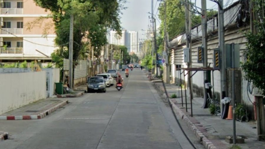 - ขายที่ดินเปล่า ซอย รามคำแหง 46 ใกล้รถไฟฟ้าสายสีเหลือง สถานีลำสาลี