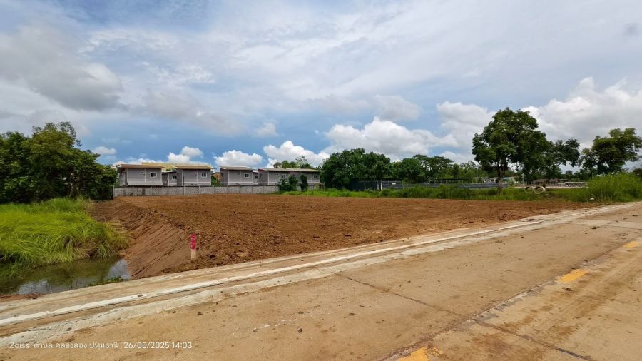 - ที่ดินคลองหลวงเหมาะสำหรับลงทุน โกดัง โรงงาน หอพัก ถมแล้วพร้อมสร้าง