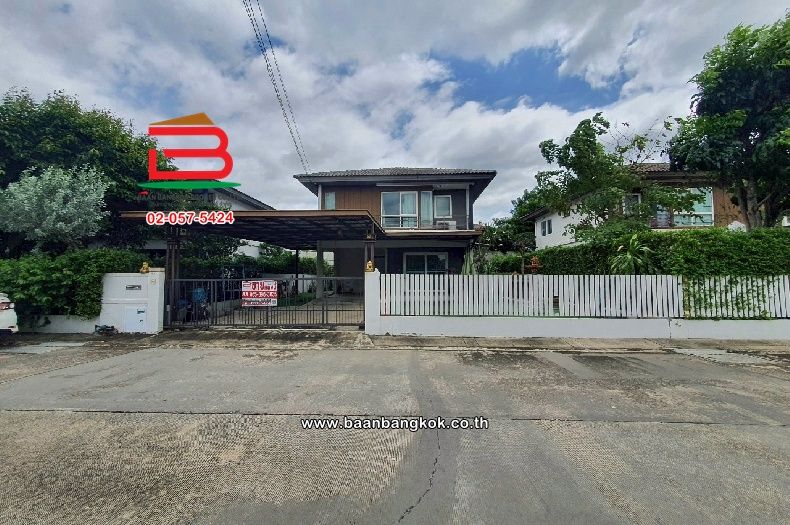 - บ้านเดี่ยว หมู่บ้านพฤกษ์ลดา 3 เนื้อที่ 54.4 ตร.ว (อยู่ตรงข้ามกับโรงเรียนบีคอนเฮาส์ แย้มสอาดรังสิต) ตำบลลาดสวาย อำเภอลำลูกกา ปทุมธานี