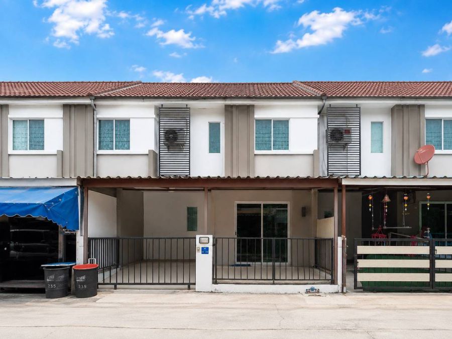 - ให้เช่า ทาวน์เฮ้าส์ โครงการ พฤกษา 86 ลาดกระบัง 54 ใกล้สุวรรณภูมิ พร้อมอยู่ ราคา 14,500 บาท/เดือน