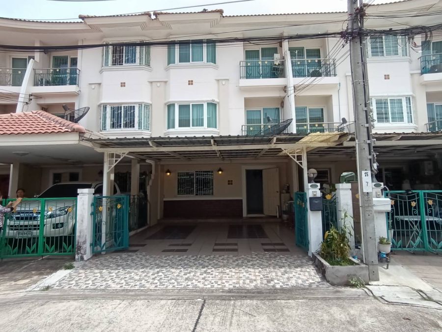 - ขายทาวน์เฮ้าส์ 3ชั้น Supalai Ville ศุภาลัยวิลล์ เพชรเกษม 48