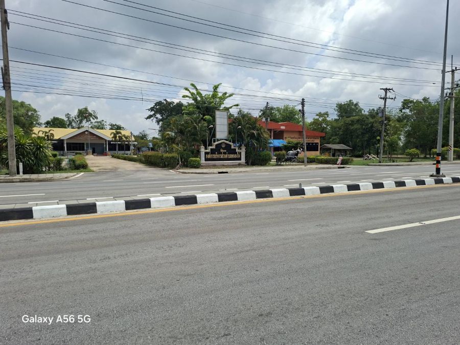 - ขายที่ดิน 31 ไร่ 322 ตร.วา ติดถนนใหญ่ หนองขาหย่าง อุทัยธานี ผังเมืองสีชมพู