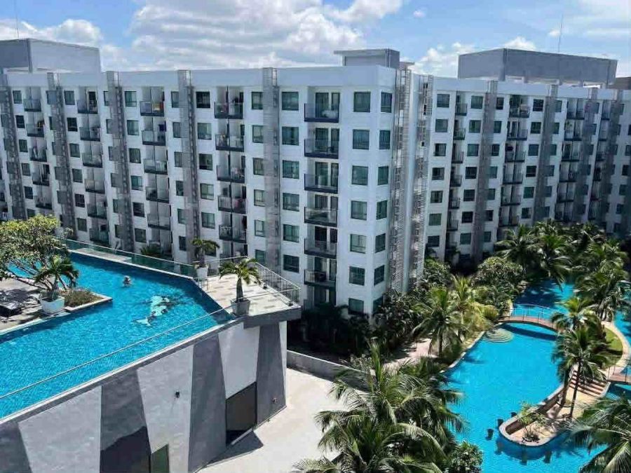 - Arcadia Beach Resort Pattaya 2 ห้องนอน คอนโดสไตล์รีสอร์ทให้เช่า