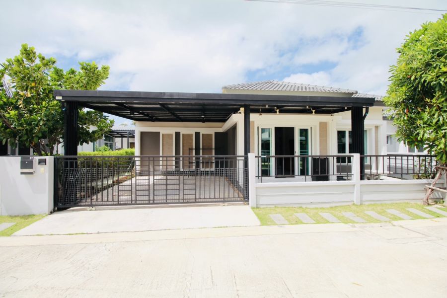 - ขายบ้านเดี่ยว อภิทาวน์ APITOWN เนินพระ ระยอง ใกล้หาดสุชาดาและร.พ กรุงเทพ ตกแต่งพร้อมอยู่