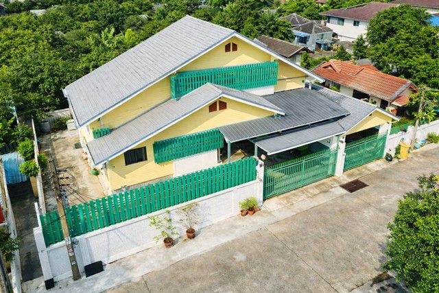 - วชิรธรรมสาธิต 37-47 BTSปุณณวิถี Seacon ศรีนครินทร์ MRTสวนหลวง ร.9 คฤหาสน์ 2 ชั้น 6นอน 100ตรว. พร้อมเฟอร์นิเจอร์ครบ