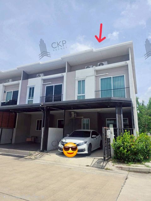 - ขาย ทาวน์โฮม ฟอร์เร่ ปิ่นเกล้า พุทธมณฑล สาย 5 บ้านบรรยากาศดีในทำเลศักยภาพ เหมาะสำหรับครอบครัวที่ต้องการความสงบ เป็นส่วนตัว